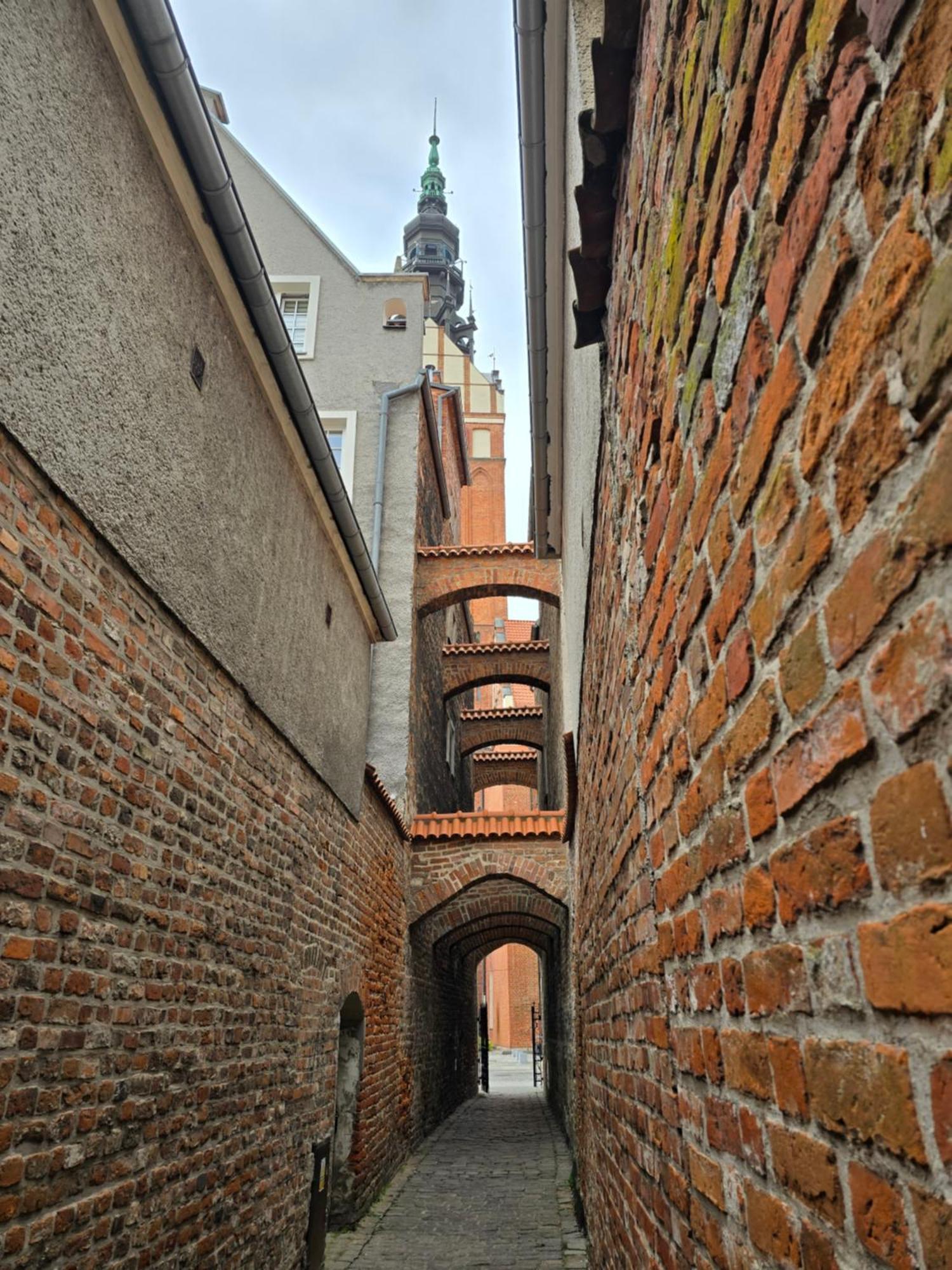 Apartamenty Piekarczyk - Elblag Buitenkant foto