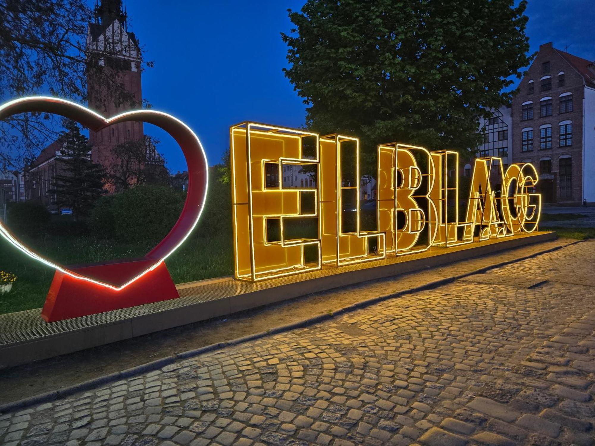Apartamenty Piekarczyk - Elblag Buitenkant foto